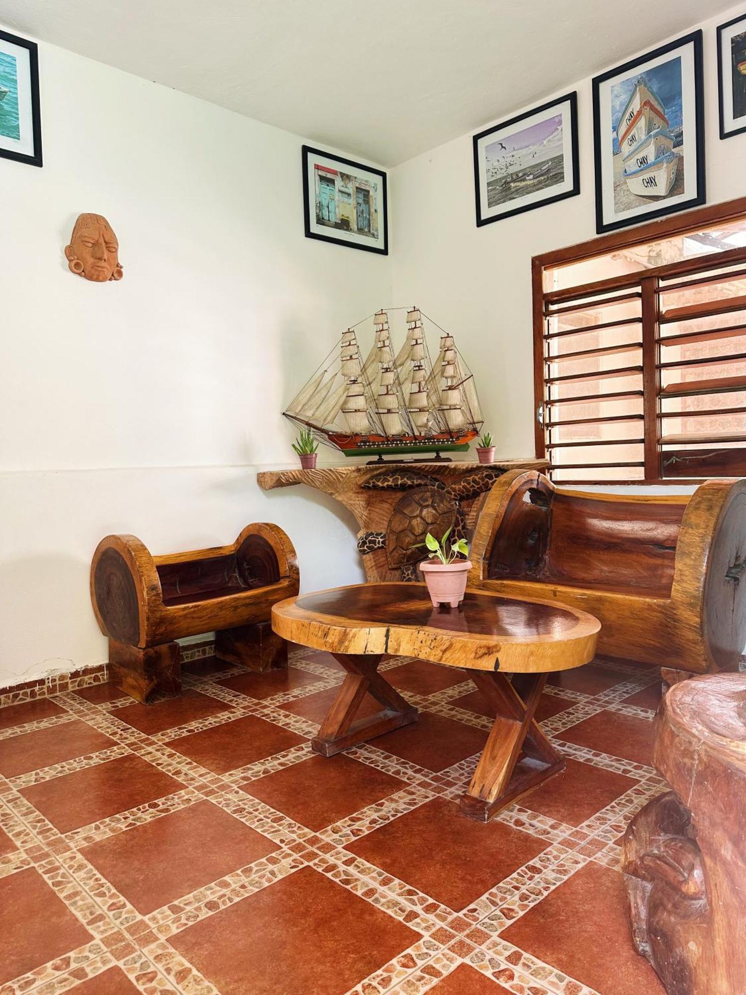 Posada El Perico Marinero Rio Lagartos Exterior photo